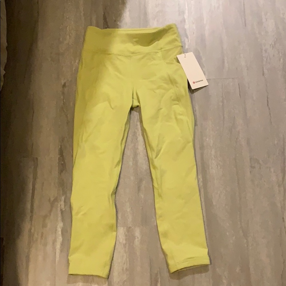 Lululemon Crop 23”